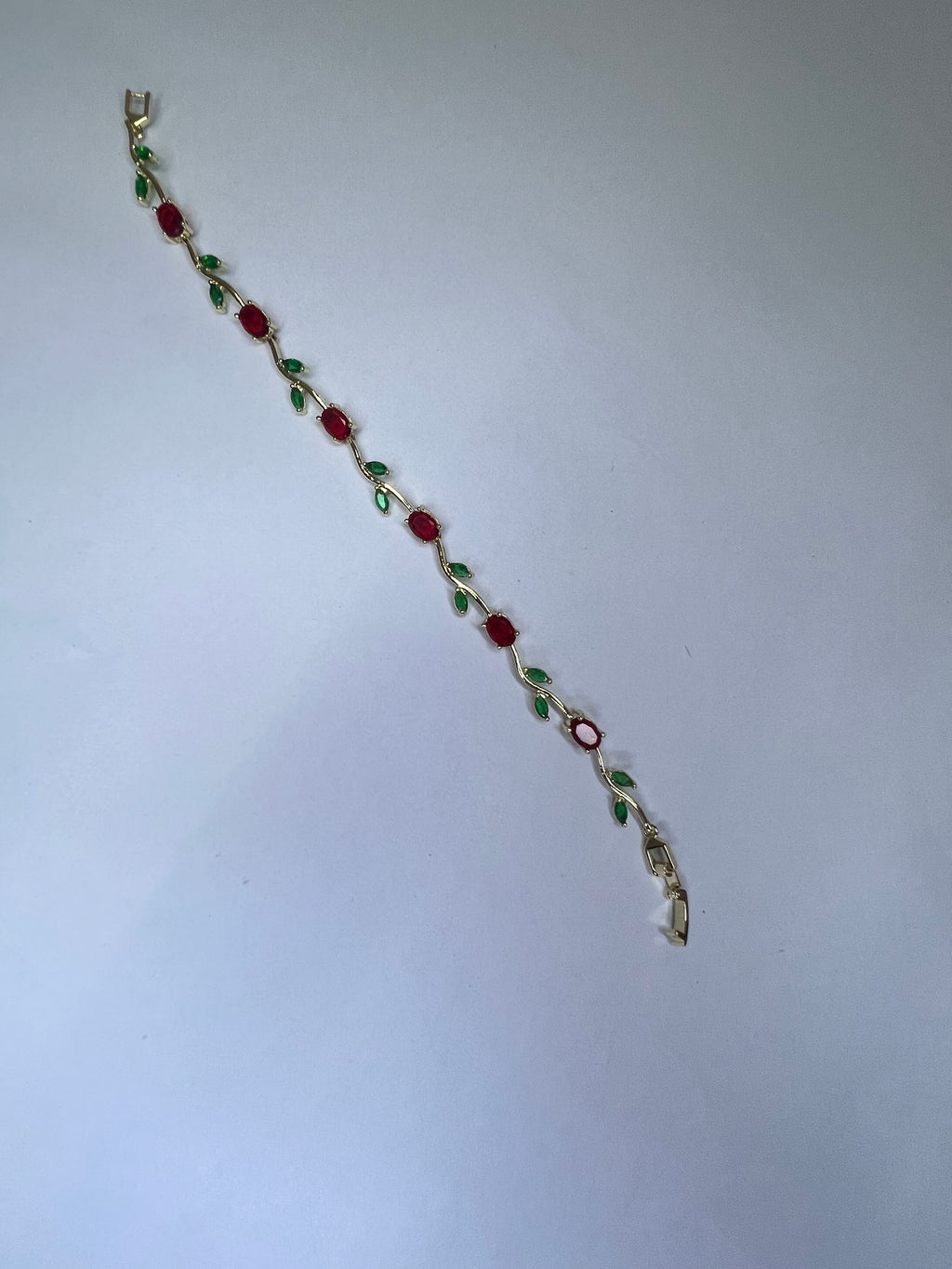 Dream Karigiri Tulip Bracelet Red & Green