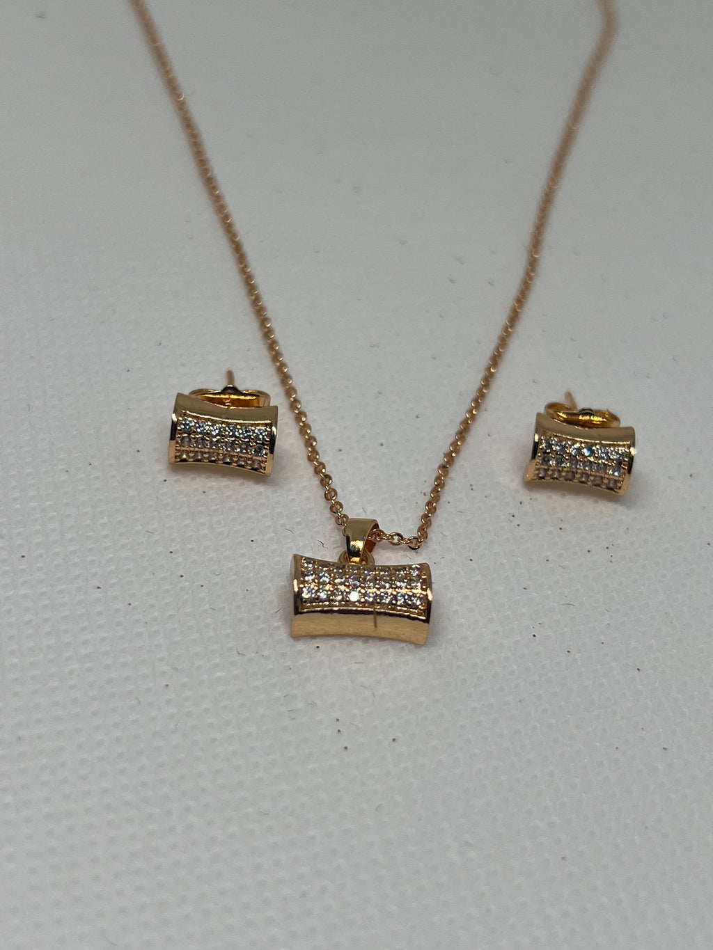Dream Karigiri Rectangle Rose Gold Pendant