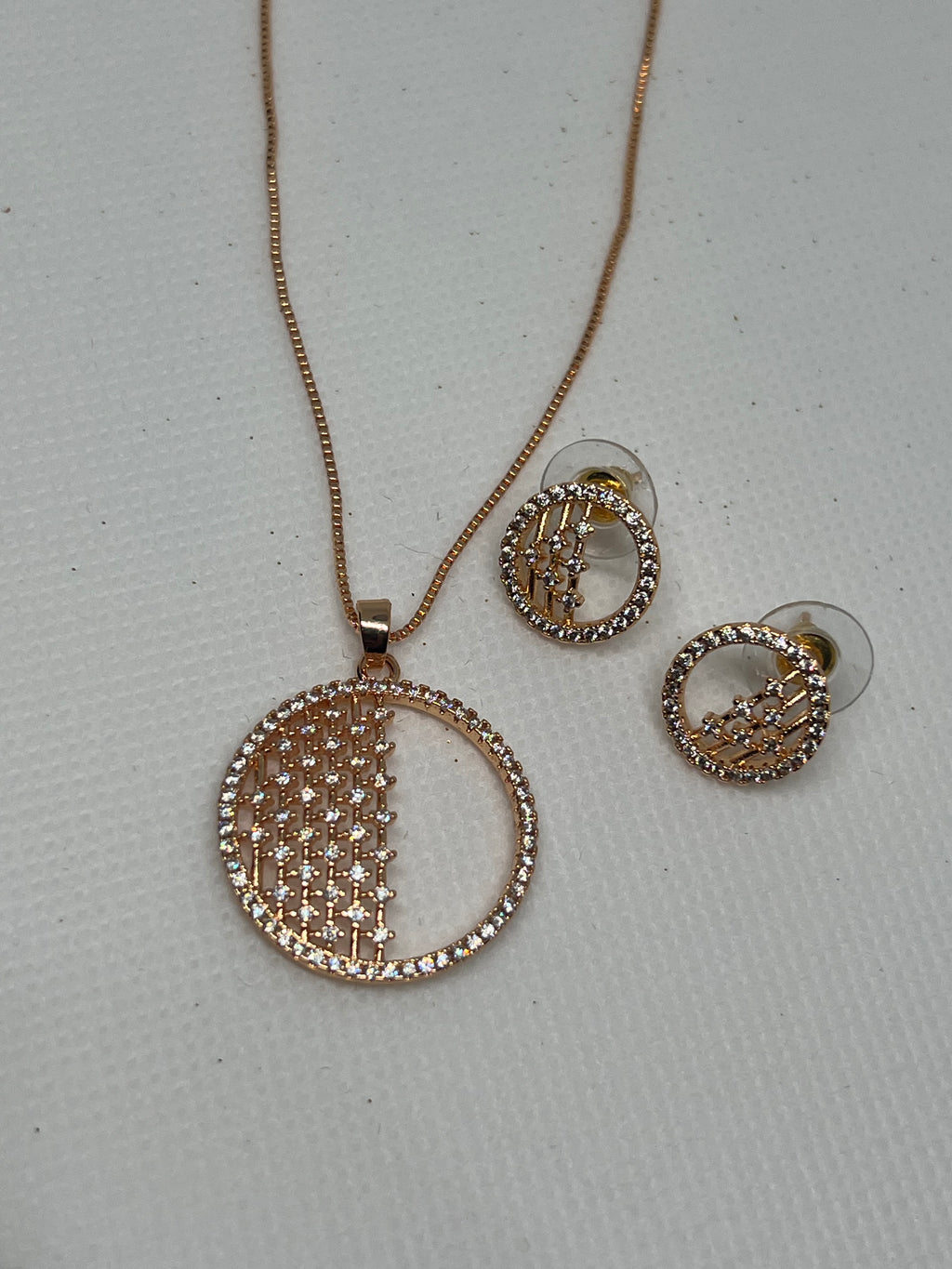 Dream Karigiri Round Rose Gold Pendant