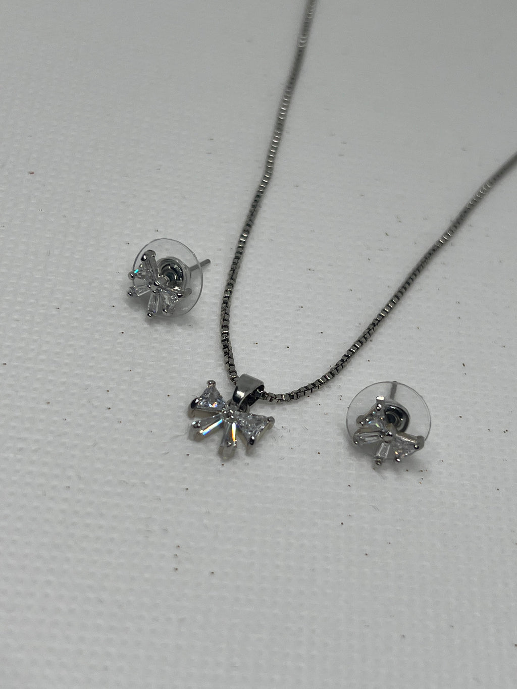 Dream Karigiri Silver Bow Pendant