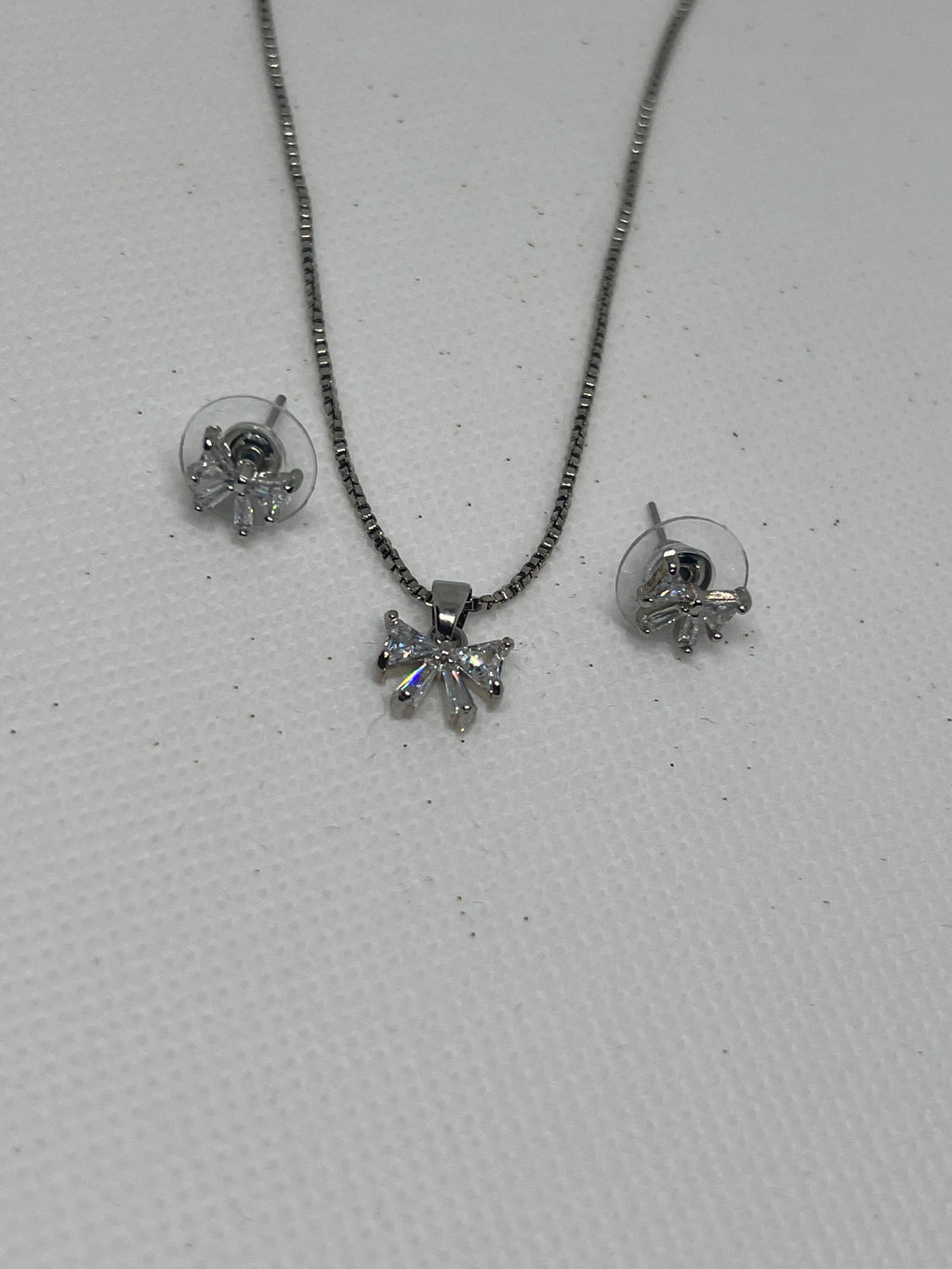 Dream Karigiri Silver Bow Pendant