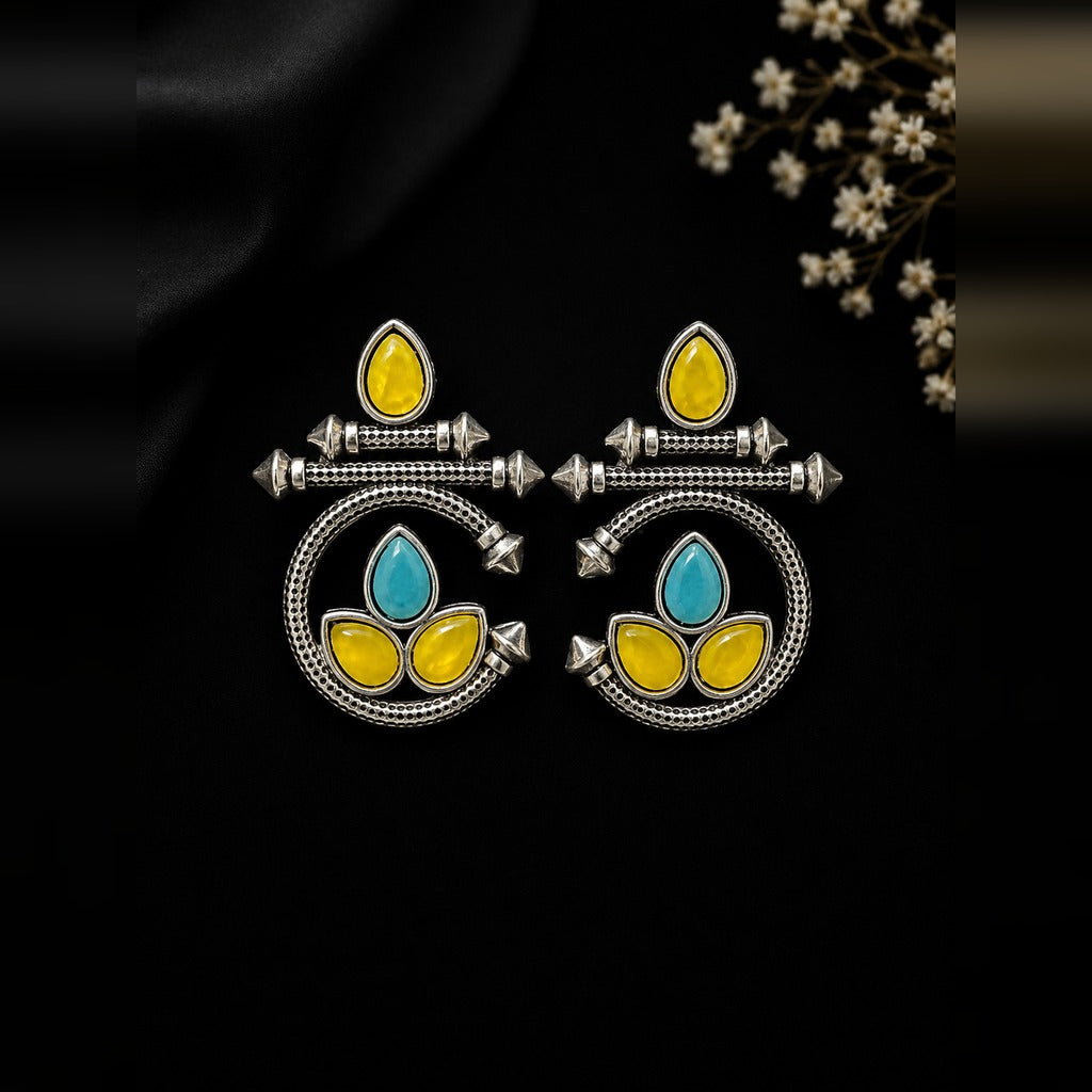 Oxidized Circle Leaf Earrings - Yellow